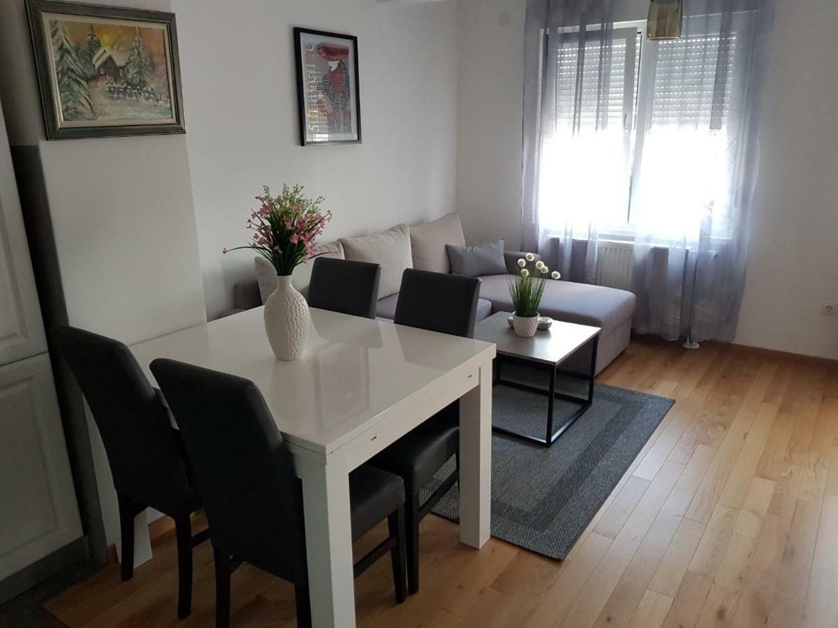 Apartman Dijana Banja Luka Extérieur photo